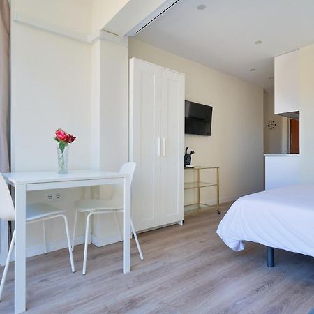 Malaguetabeach Apartment Малага Экстерьер фото