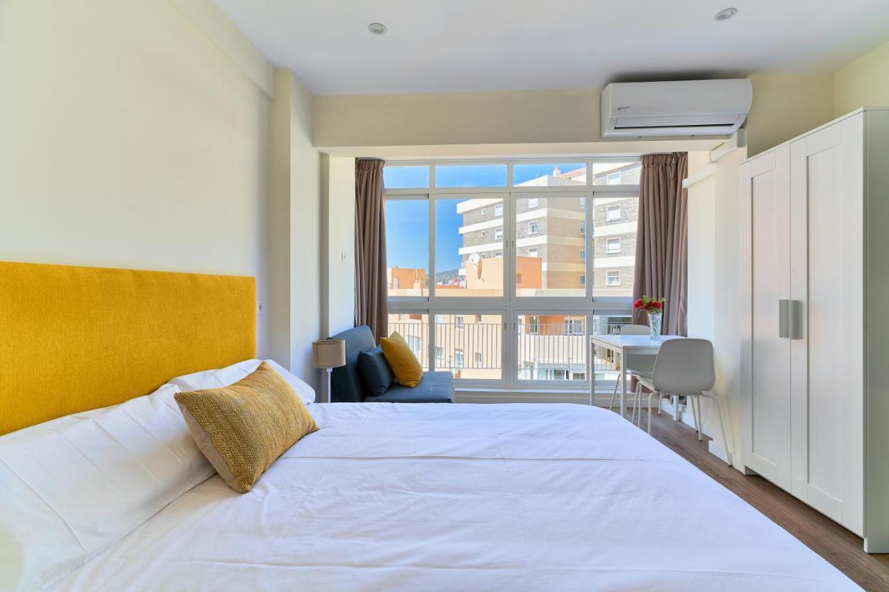 Malaguetabeach Apartment Малага Экстерьер фото
