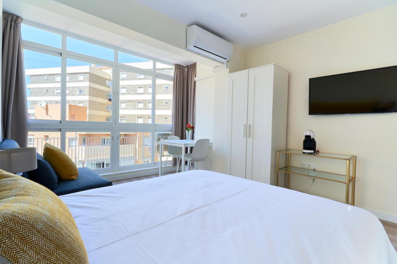 Malaguetabeach Apartment Малага Экстерьер фото
